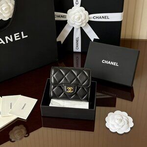Chanel Classic Flap Wallet